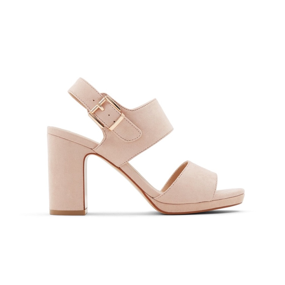 NWT Luca Ferri Block Heels